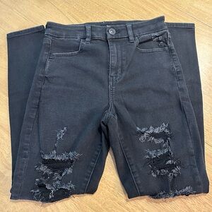 American Eagle Curvy Hi Rise Black Distressed Jegging Size 4 Short